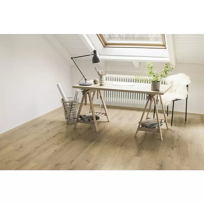 Egger Home Laminat Lausanne Eiche natur - 1.292 x 193 x 8 mm, Landhausdiele - Stimmungsaufnahme