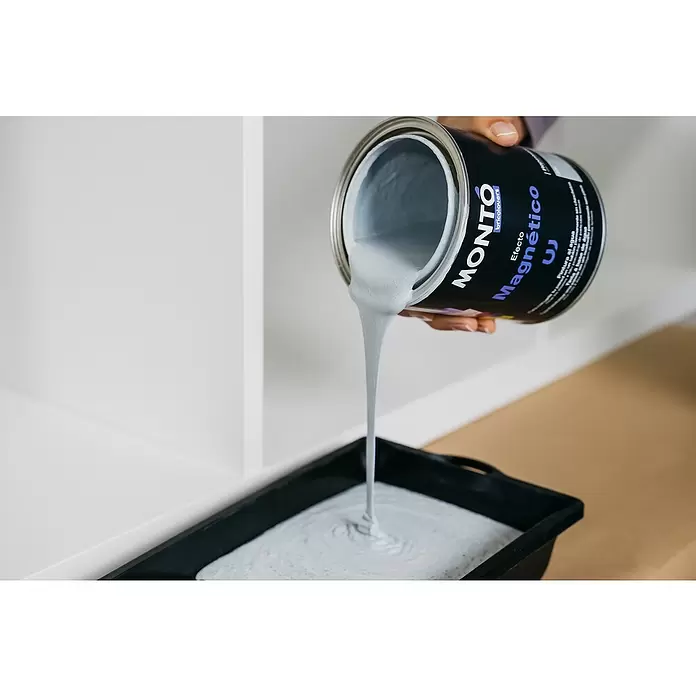 Montó Bricolovers Pintura magnética - Gris, 750 ml - Producto en uso