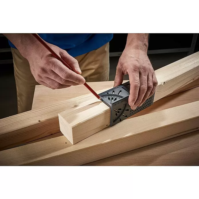 Wolfcraft Gehrungswinkel - Winkel: 0 ° - 90 °, Länge: 66 mm - Anwendungsbeispiel