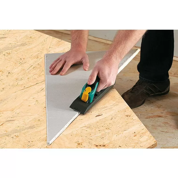 Wolfcraft Kantenhobel - Geeignet für: Gipskartonplatten - Anwendungsbeispiel