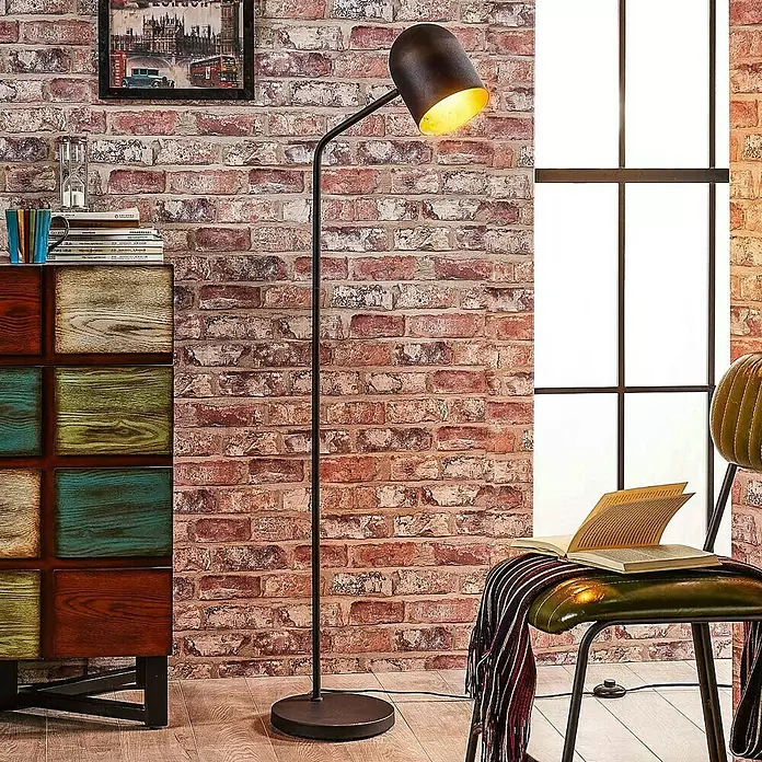 LED-Leseleuchte - 60 W, Höhe: 140 cm, Schwarz/Gold - Stimmungsaufnahme