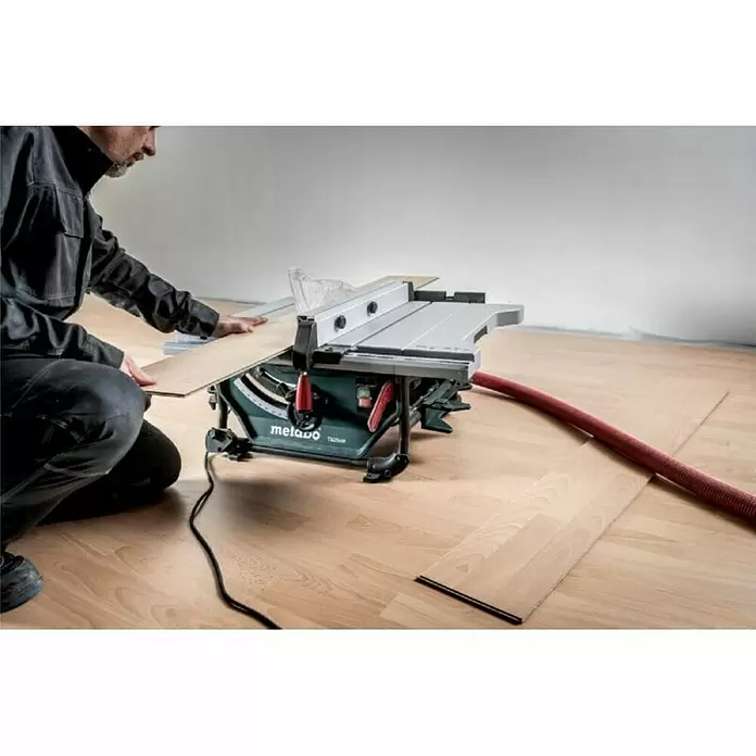 Metabo Stolna kružna pila TS 254 M - 1.500 W, Promjer lista pile: 254 mm, 4.200 okr/min - Proizvod u upotrebi