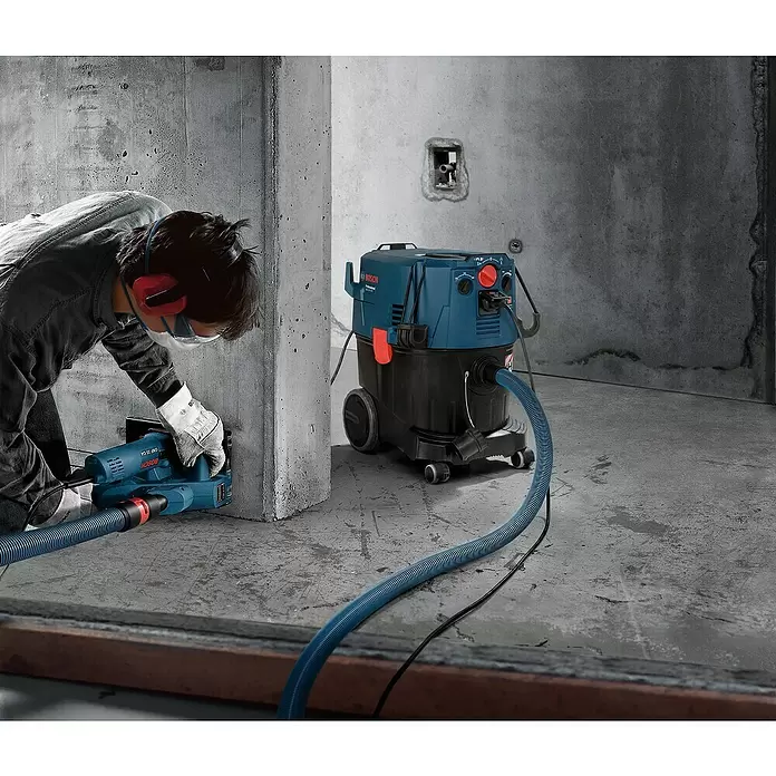 Bosch Professional Nass-Trockensauger GAS 35 H AFC - 1.200 W, 23 l - Anwendungsbeispiel