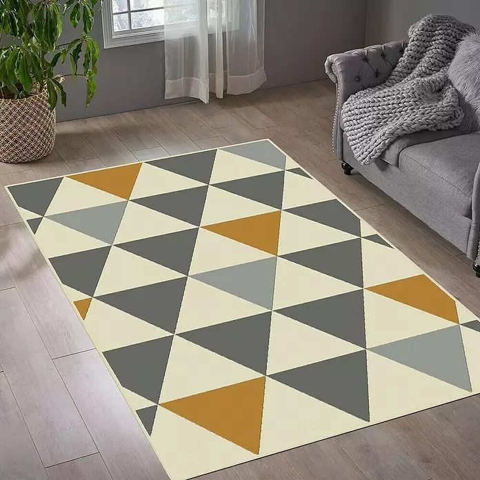 Alfombra de pelo corto Pumari - Crudo/Mostaza, 170 x 120 cm, 100% Polipropileno - Foto ambiente