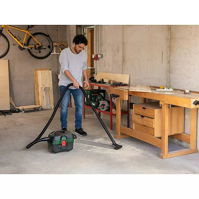 Bosch Advanced Nass-Trockensauger Vac 18V-8 - 8 l - Anwendungsbeispiel