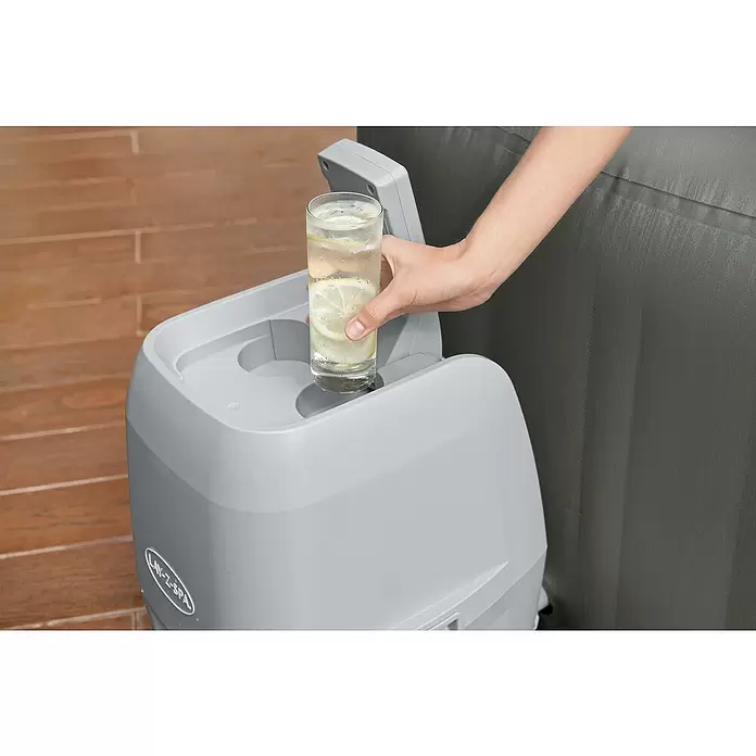 Bestway Lay-Z-Spa Außen-Whirlpool Mauritius Airjet - 270 x 180 x 71 cm, 1.370 l, Geeignet für: 5 - 7 Personen - Anwendungsbeispiel