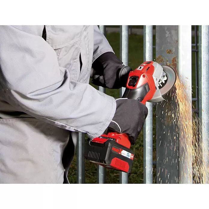 Einhell Power X-Change Akku-Winkelschleifer TE-AG 18/115 Li-SoloAcc - 18 V, Ohne Akku, Durchmesser Scheibe: 115 mm - Anwendungsbeispiel