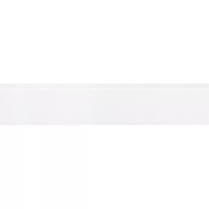 Muurplint RAL9016 - 244 cm x 15 mm x 57 mm, Wit - Close-up