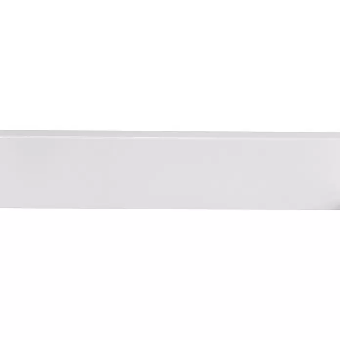 Muurplint RAL 9003 - 488 cm x 79 mm x 15 mm, WIt - Close-up