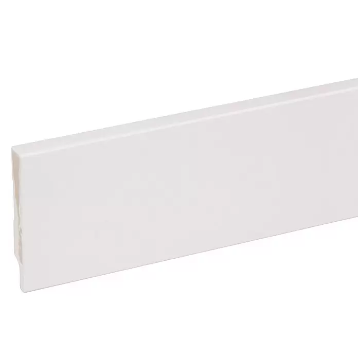 Muurplint RAL 9003 - 244 cm x 94 mm x 15 mm, WIt - Close-up